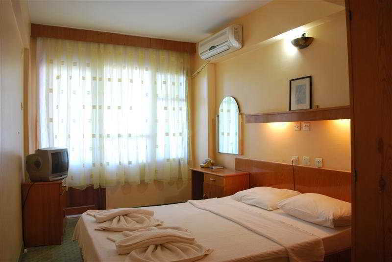 Marla Hotel 迪迪姆 外观 照片