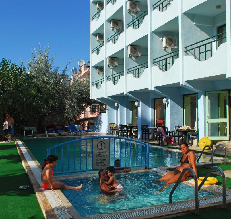 Marla Hotel 迪迪姆 外观 照片